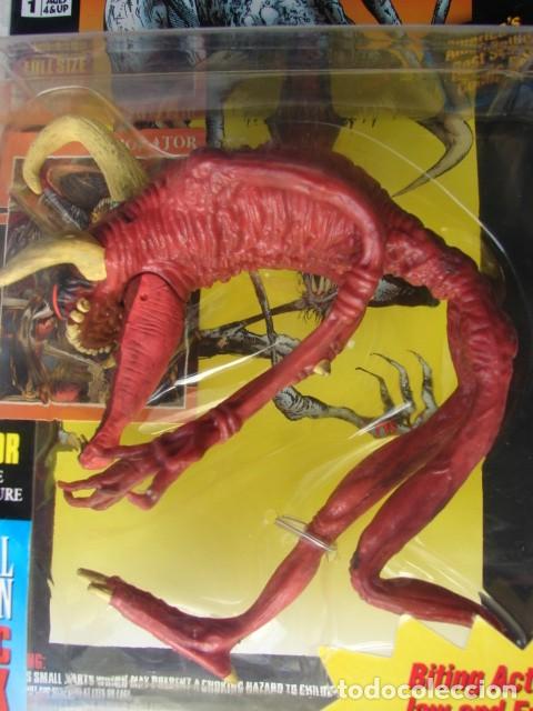 Figuras y mu&ntilde;ecos McFarlane: BLISTER CON VIOLATOR ROJO DE SPAWN CON COMIC - MCFARLANE - Foto 2