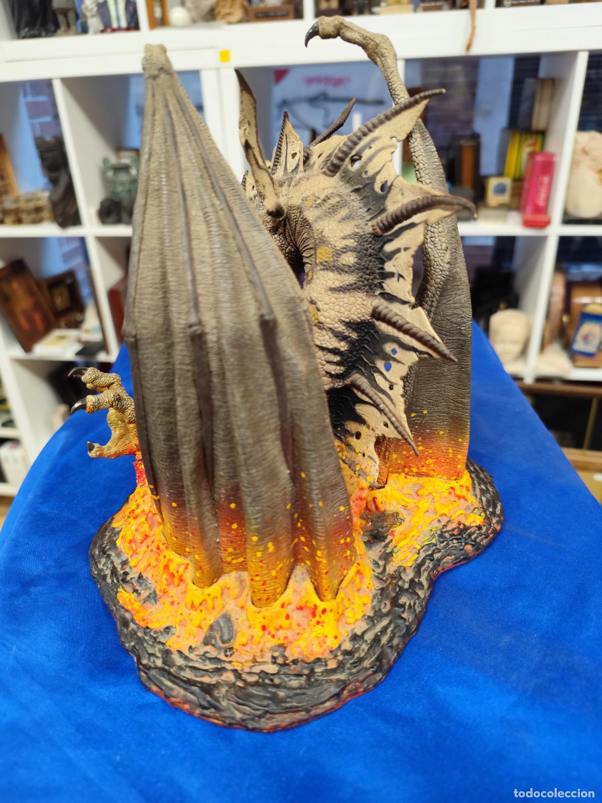 Figuras y mu&ntilde;ecos McFarlane: DRAGONS FIG 18CM SERIE 5 - FIRE DRAGON - Foto 2