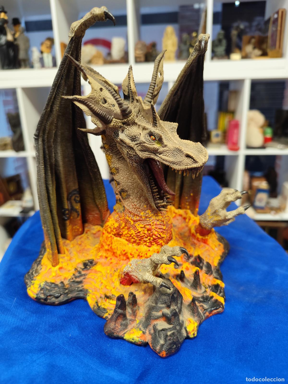 Figuras y mu&ntilde;ecos McFarlane: DRAGONS FIG 18CM SERIE 5 - FIRE DRAGON - Foto 1
