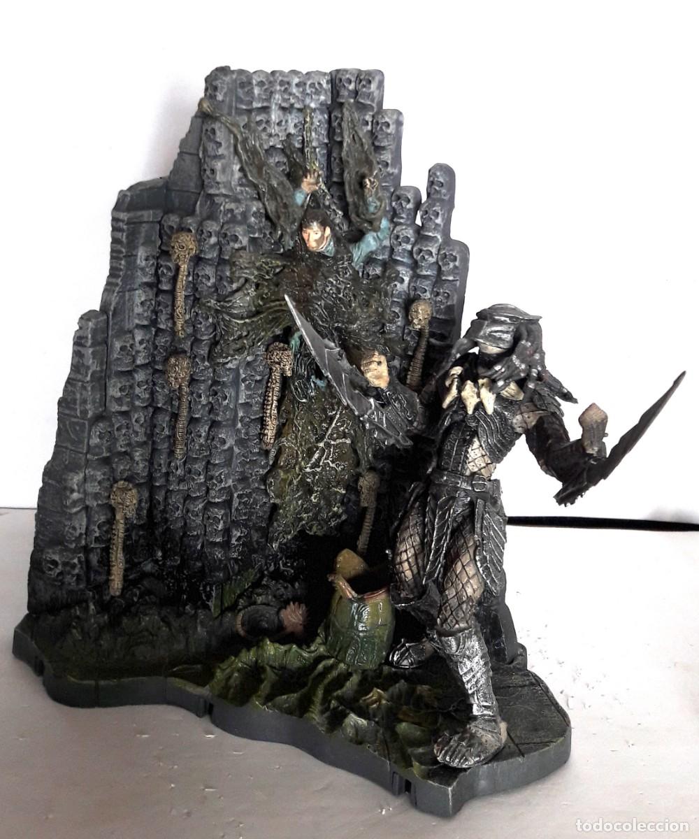 Figuras y mu&ntilde;ecos McFarlane: Figuras Alien Queen vs. Predator set de McFarlane Toys - Foto 3