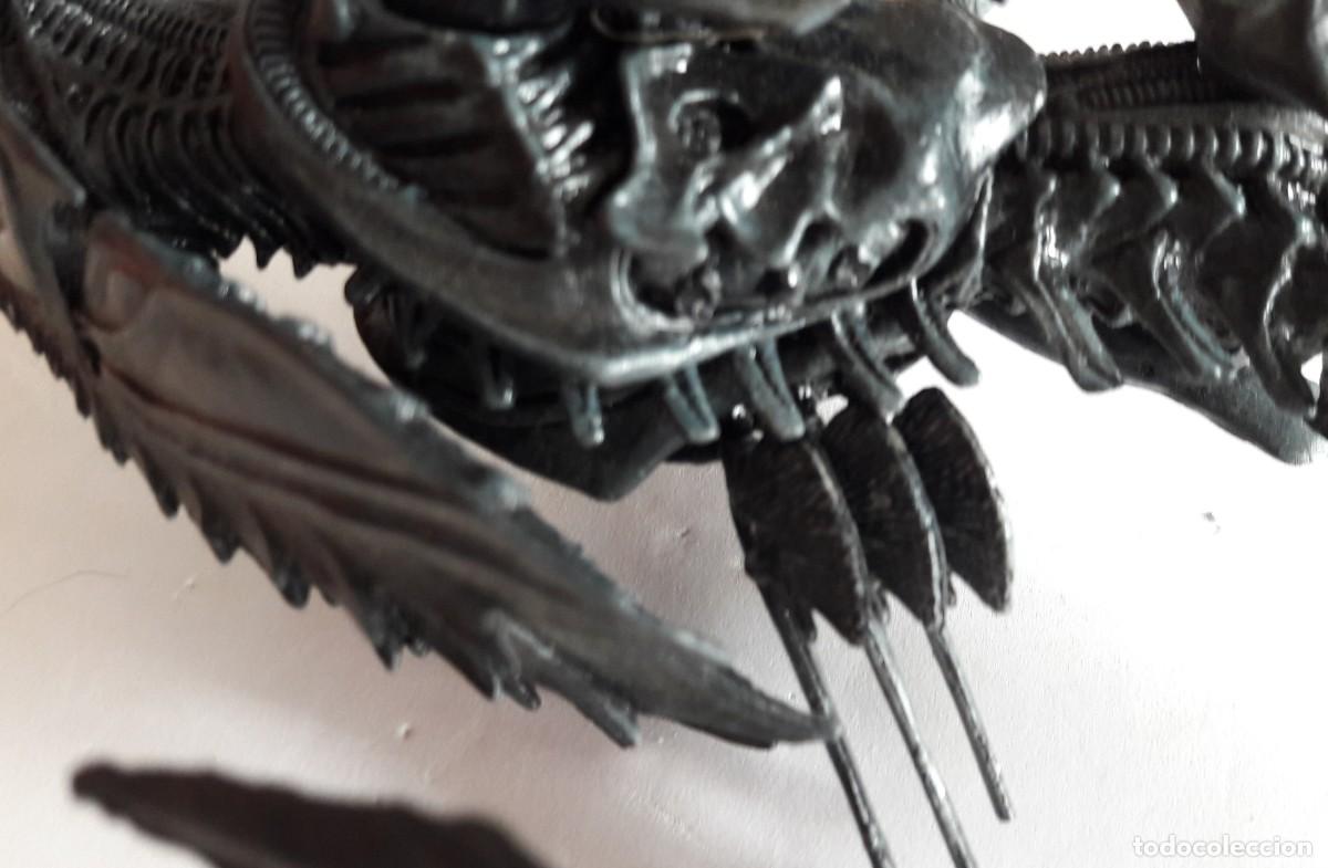 Figuras y mu&ntilde;ecos McFarlane: Figuras Alien Queen vs. Predator set de McFarlane Toys - Foto 11