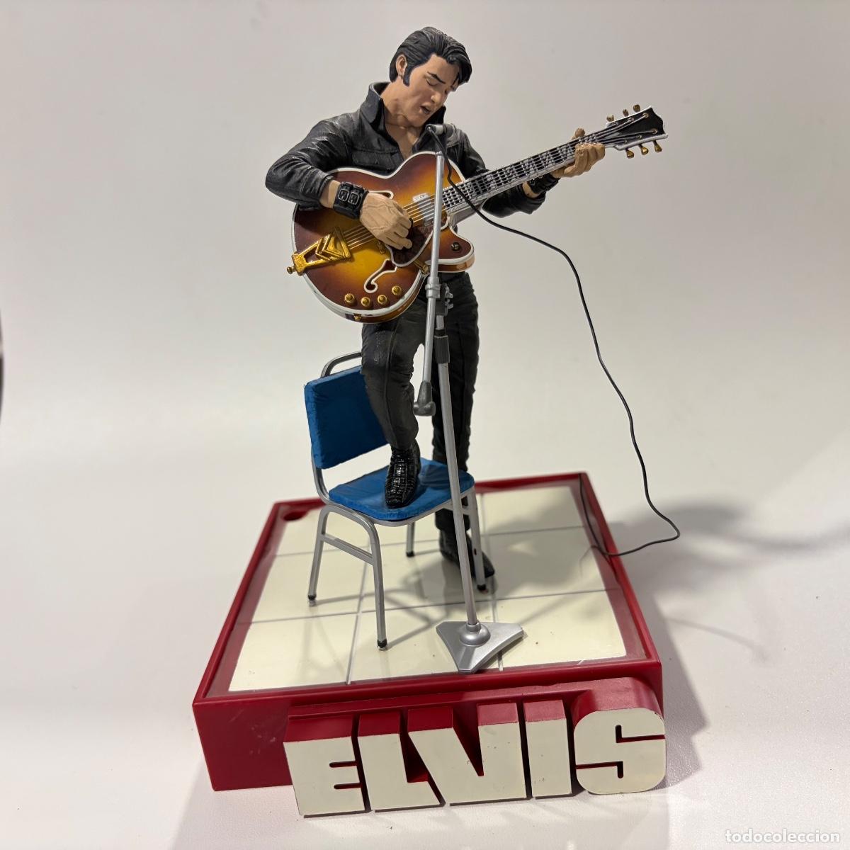 Figuras y mu&ntilde;ecos McFarlane: figura Elvis Presley &rsquo;68 Comeback Special McFarlane 2004 Super Stage