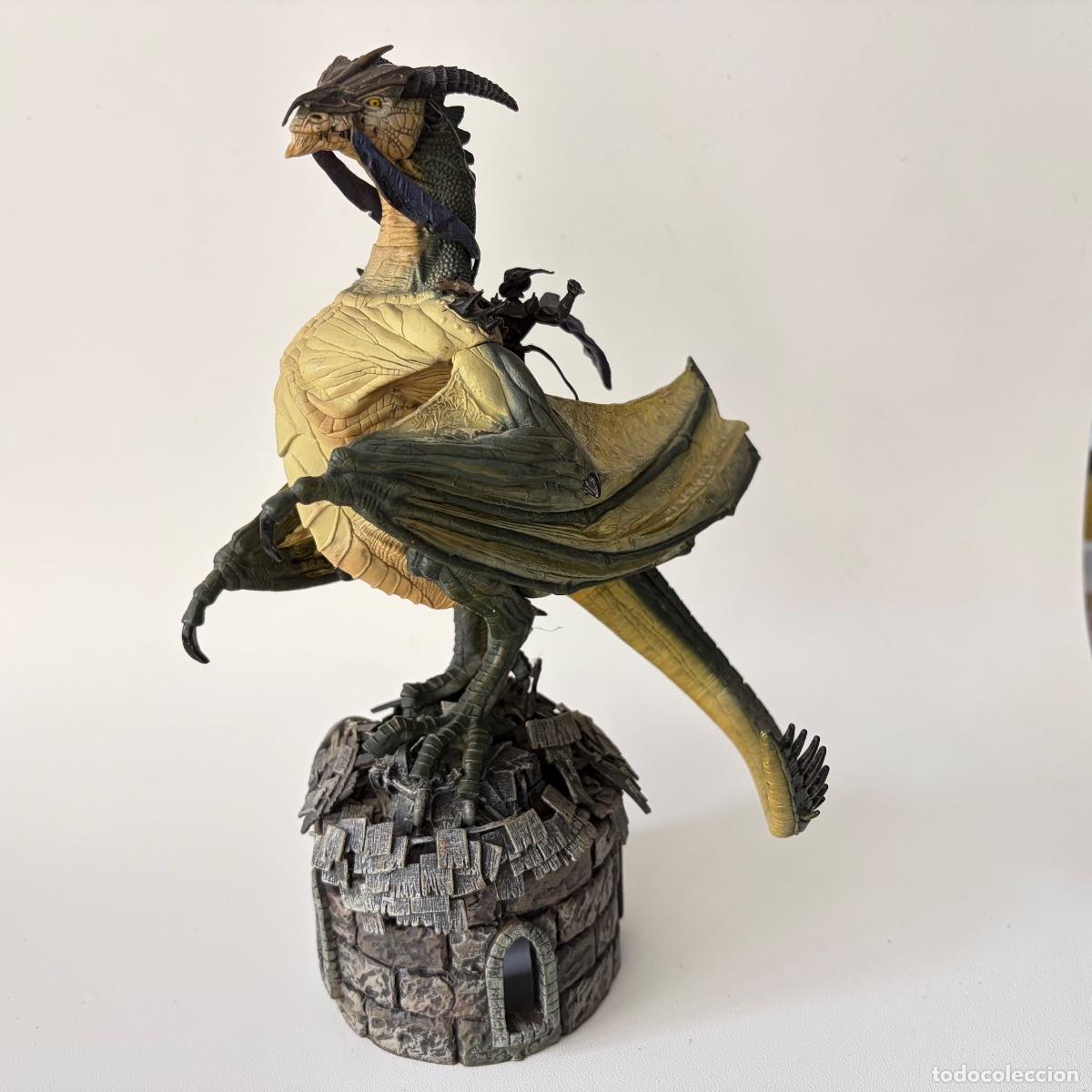 Figuras y mu&ntilde;ecos McFarlane: figura mu&ntilde;eco Eternal Clan Dragon McFarlane Dragons Series 1 2005