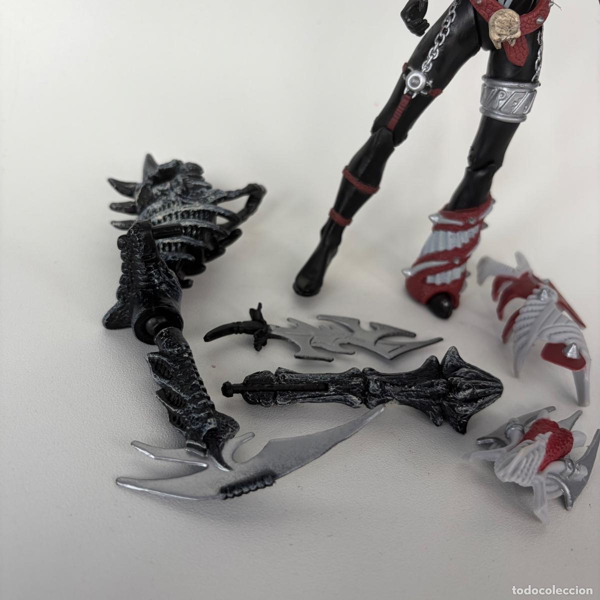 Figuras y mu&ntilde;ecos McFarlane: figura mu&ntilde;eco She-Spawn Black Armor McFarlane 1996 - Foto 4