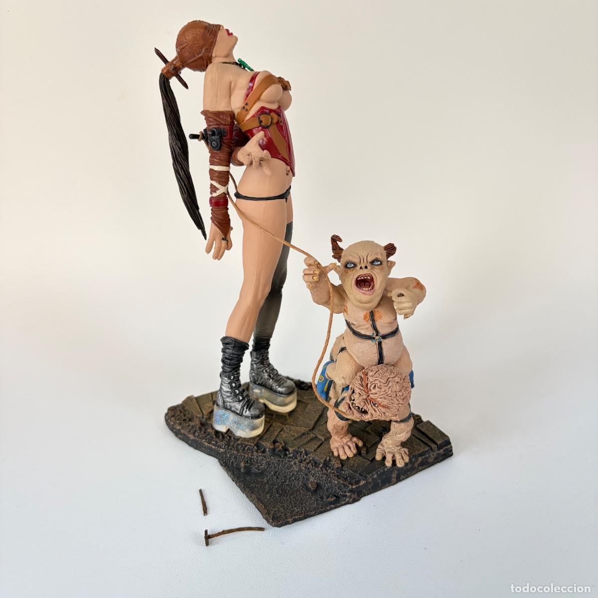 Figuras y mu&ntilde;ecos McFarlane: figura mu&ntilde;eco Dorothy Twisted Land of Oz McFarlane 2003