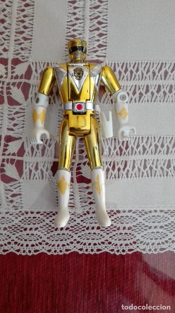 power ranger dorado juguete