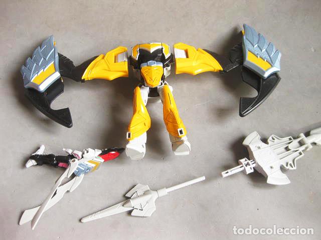 2005 Bandai Power Rangers Mystic Force DX Titan Deluxe Megazord