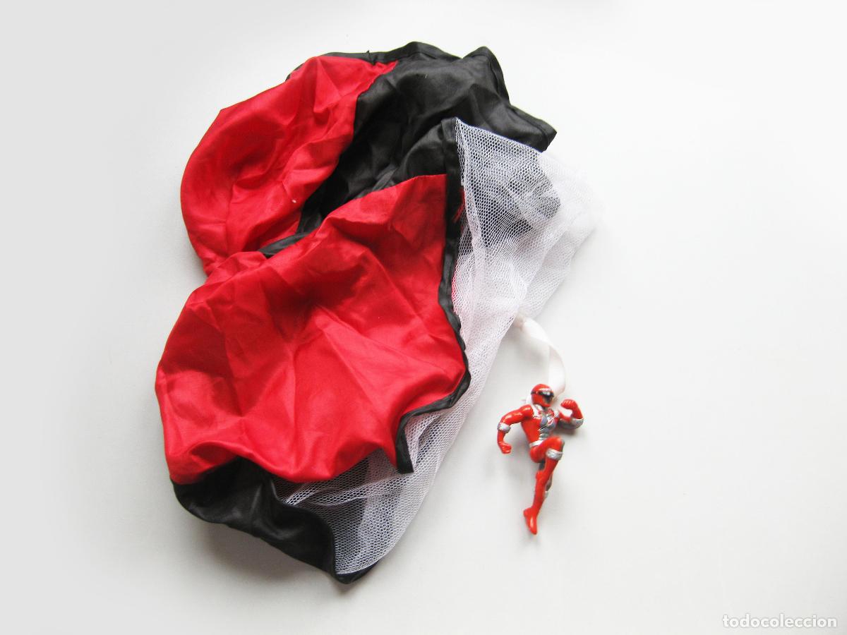 Figure e Bambolotti Power Rangers: FIGURA DE PL&Aacute;STICO DE LOS POWER RANGERS PARACAIDISTA CON EL PARACAIDAS ROJO.