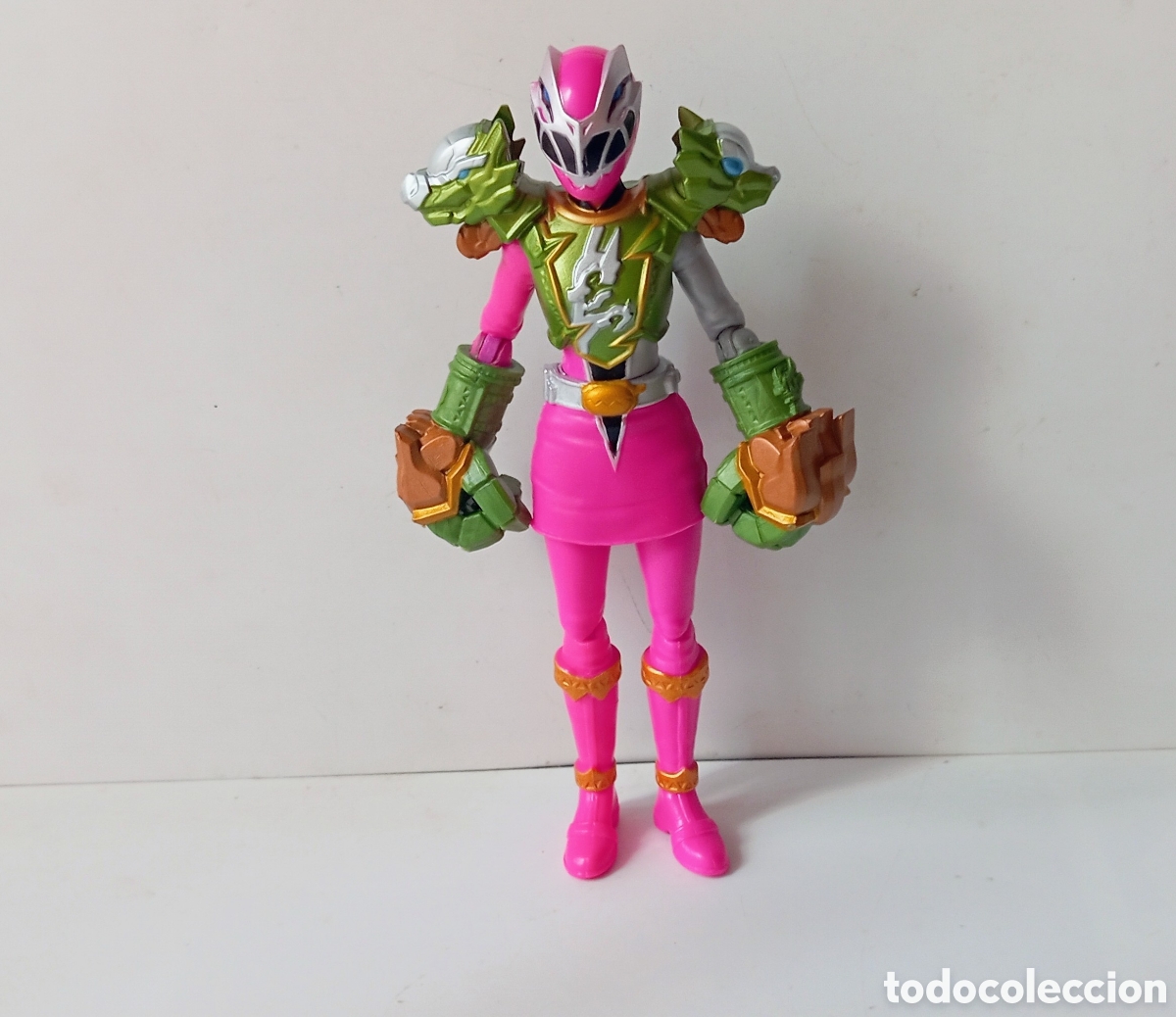 Figuras y mu&ntilde;ecos Power Rangers: POWER RANGERS DINO FURY SMASH ARMOR RANGER ROSA - HASBRO 2021