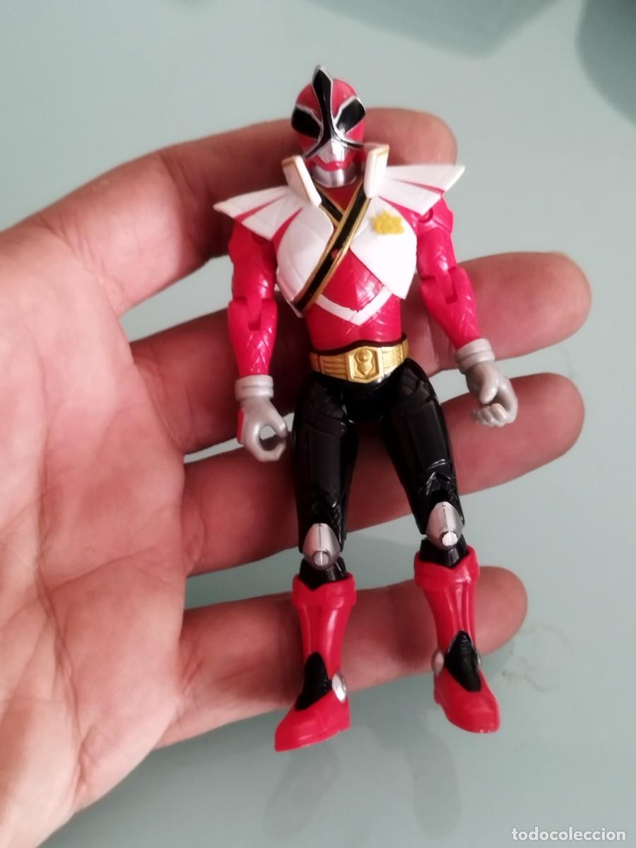 Figuras y mu&ntilde;ecos Power Rangers: Figura Bandai MMPR Power Rangers Super Samurai Mega Red.