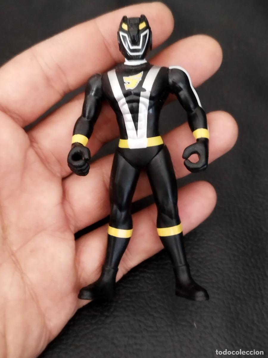 Figuras y mu&ntilde;ecos Power Rangers: Figura de acci&oacute;n Power Rangers RPM Black Wolf Ranger. Bandai.