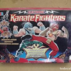 Figurines et Jouets Pressing Catch: JUEGO ANTIGUO KARATE FIGHTERS MB 1997. Lote 213906755