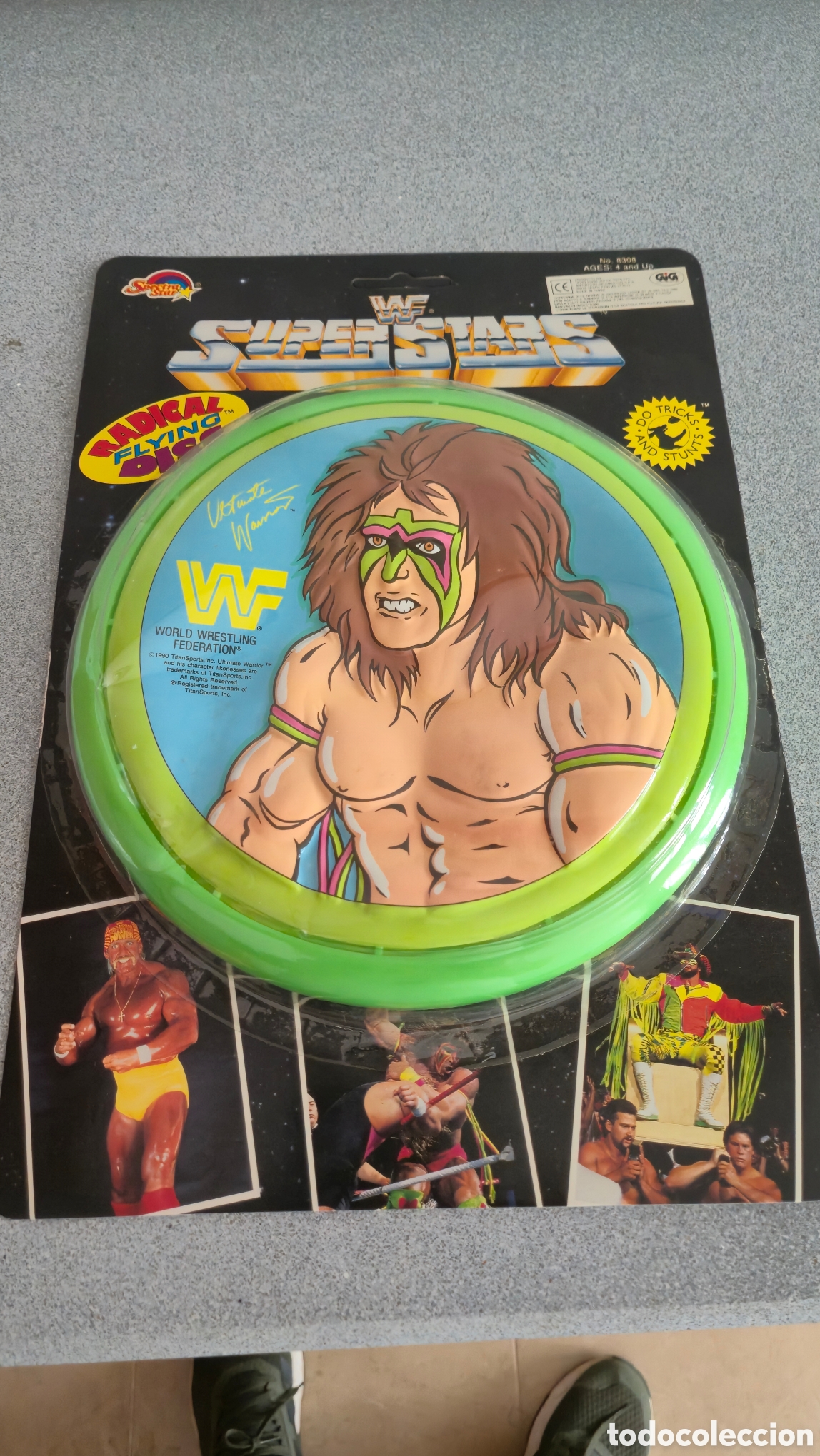 Figuras y Mu&ntilde;ecos Pressing Catch: Antiguo frisbee de Ultimate Warrior luchador WWF WWE, Gig. Catch, wrestler, titan sport. sin abrir P