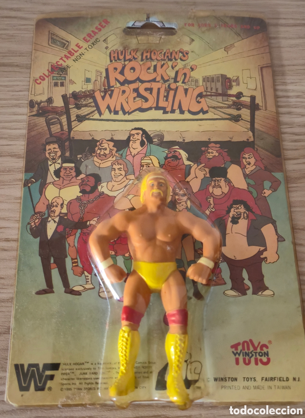 Figuras y Mu&ntilde;ecos Pressing Catch: Figura muy rara de Hulk Hogan en su blister de 1985. Rock n wrestling Winston Toys.wwe wwf.