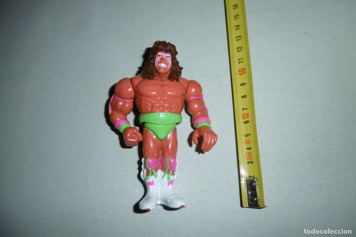 Figuras y Mu&ntilde;ecos Pressing Catch: FIGURA WWF ULTIMATE WARRIOR ESTIRA CUELLO EL &Uacute;LTIMO GUERRERO PRESSING CATCH HASBRO