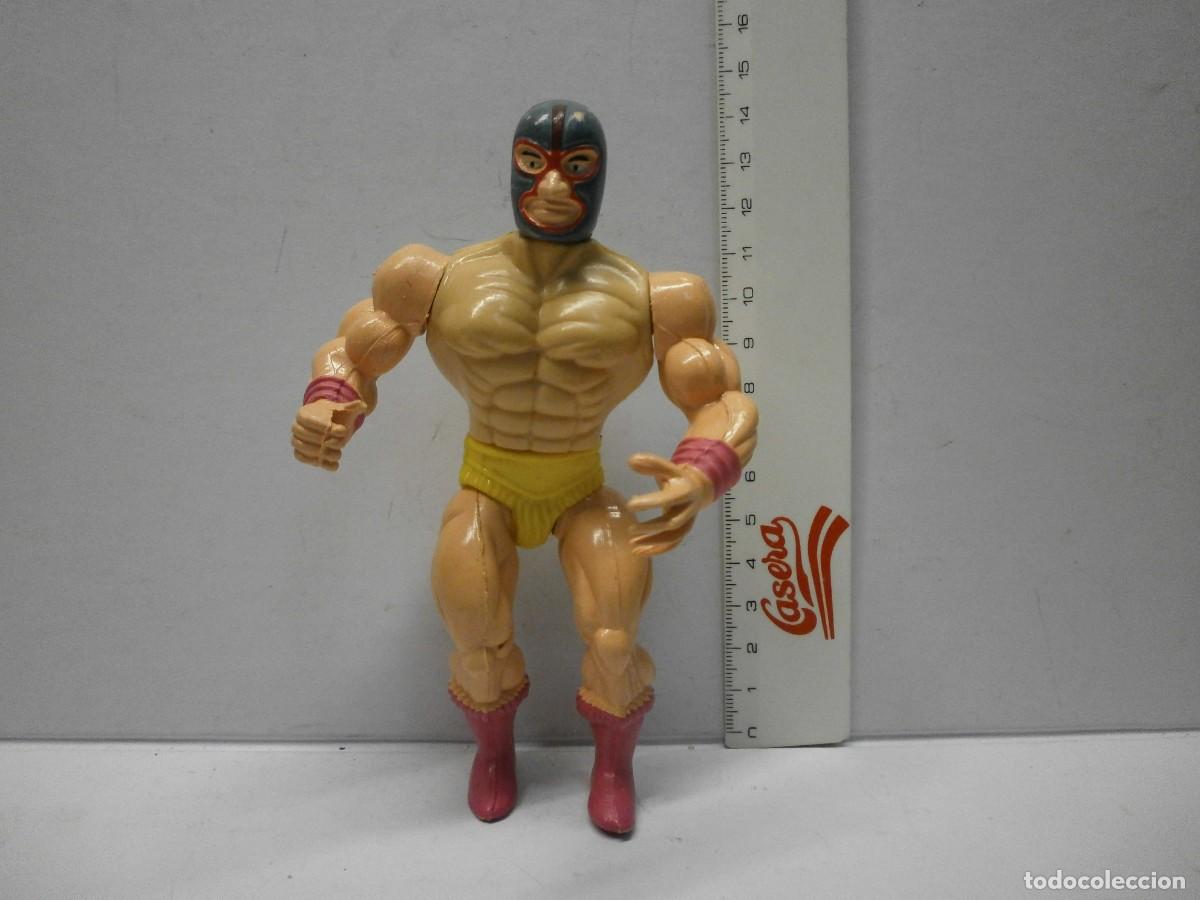 Figures and Dolls Pressing Catch: figura wwf pressing catch bootleg