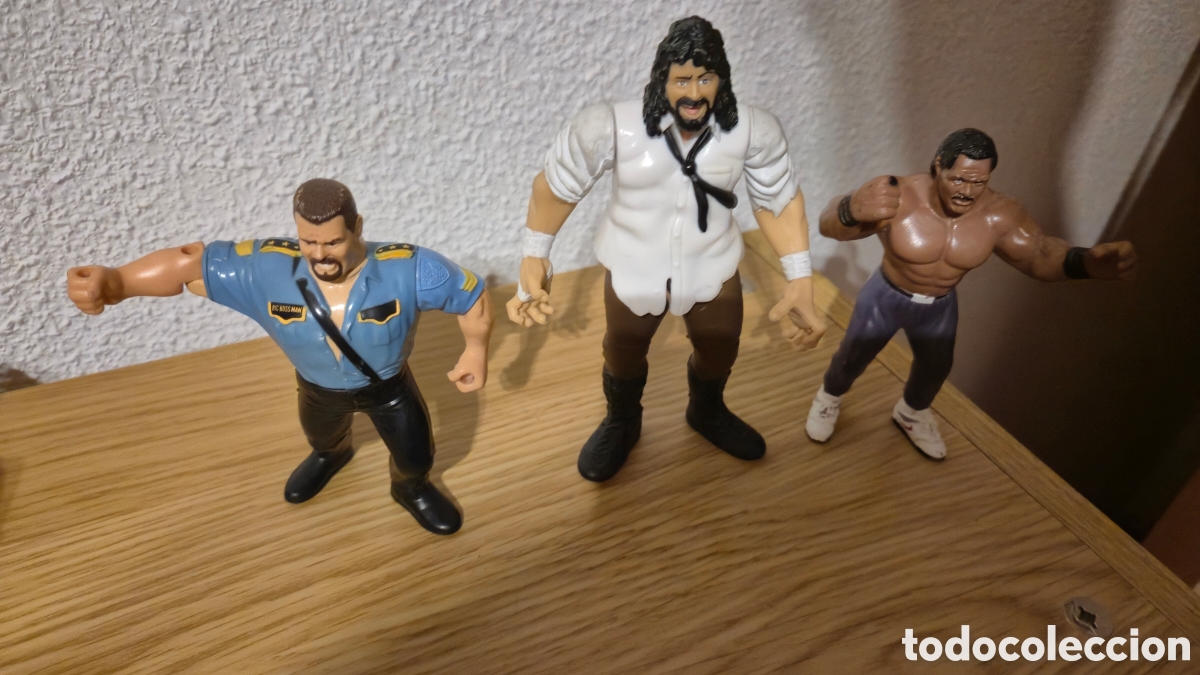 Figuras y mu&ntilde;ecos Pressing Catch: 3 figuras de luchadores cath wwe wwf. Big Boss Man, Mankind y otro wcw