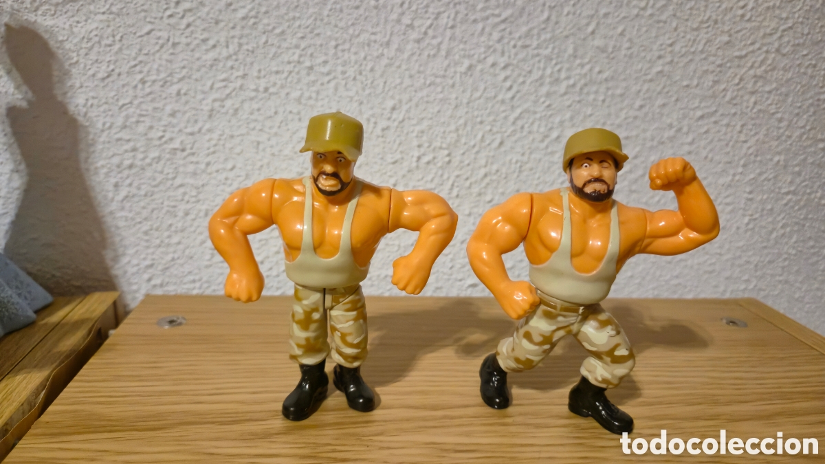 Figuras y mu&ntilde;ecos Pressing Catch: Figuras de catch Bushwhackers Sacamantecas con gorras Hasbro. A&ntilde;os 90. Wrestler wrestling wwe wwf