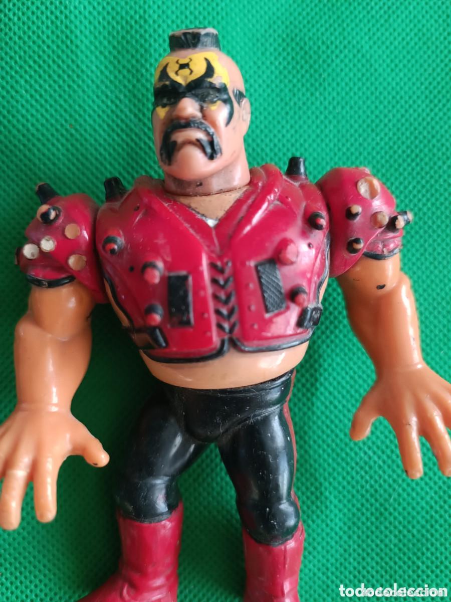 Figuras y mu&ntilde;ecos Pressing Catch: Lote de mu&ntilde;ecos WWF hasbro Pressing catch - Foto 3