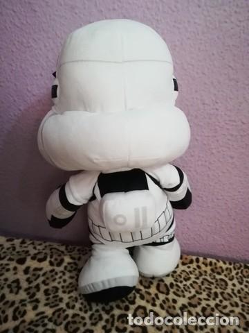 Figuras y mu&ntilde;ecos Star Wars: PELUCHE STAR WARS STORMTROOPER 45CM - Foto 2