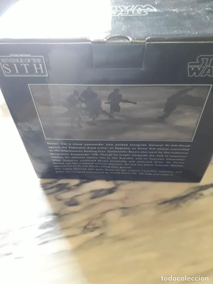 Figuras y mu&ntilde;ecos Star Wars: star wars commander bacara bust gentle giant - Foto 3