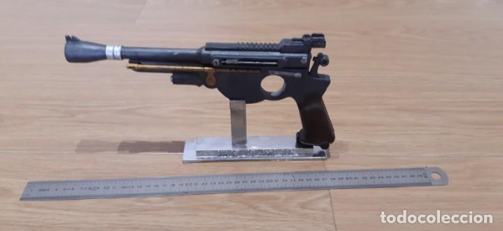 Figuras y mu&ntilde;ecos Star Wars: Blaster mandaloriano - Foto 1