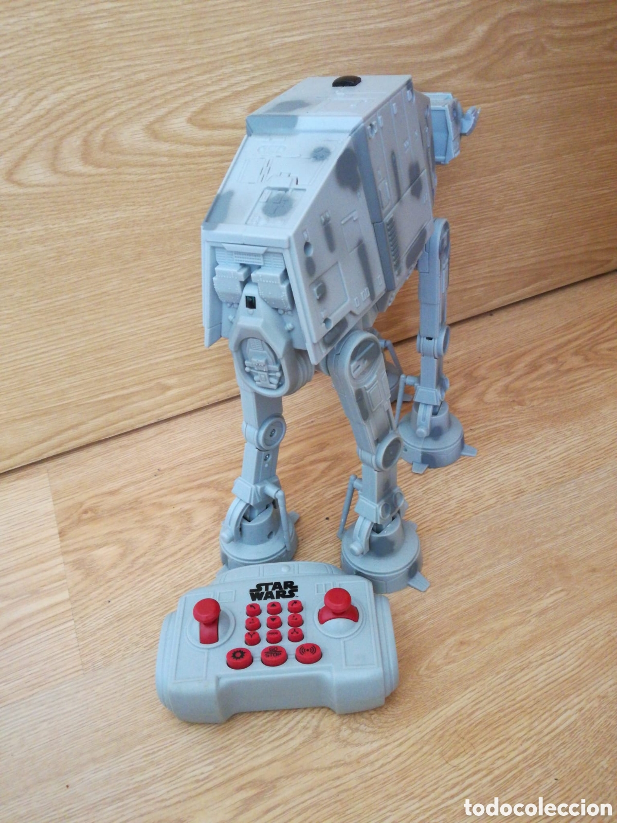Figuras y mu&ntilde;ecos Star Wars: STAR WARS U COMMAND AT-AT CONTROL REMOTO. - Foto 4