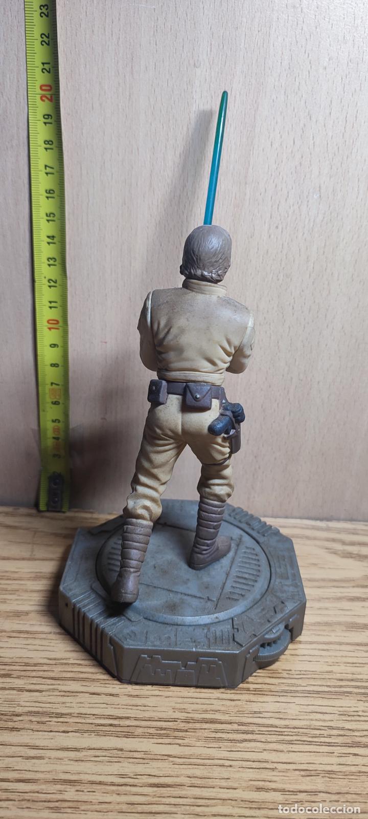 Figuras y mu&ntilde;ecos Star Wars: STAR WARS: LUKE SKYWALKER CON SABLE L&Aacute;SER - Foto 2