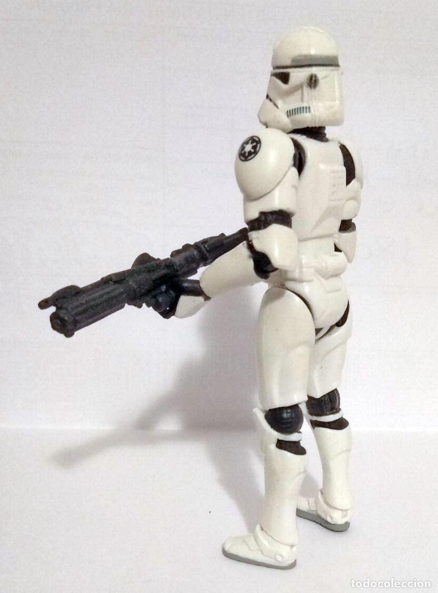 Figuras y mu&ntilde;ecos Star Wars: STAR WARS Ep III-06 CLONE TROOPER PHASE II (Quick-Draw Attack!) 2005 - Foto 2
