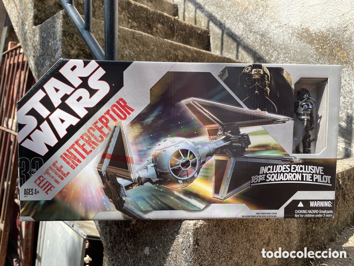 Figuras y mu&ntilde;ecos Star Wars: STAR WARS. Elite TIE Interceptor. Nuevo y en caja.