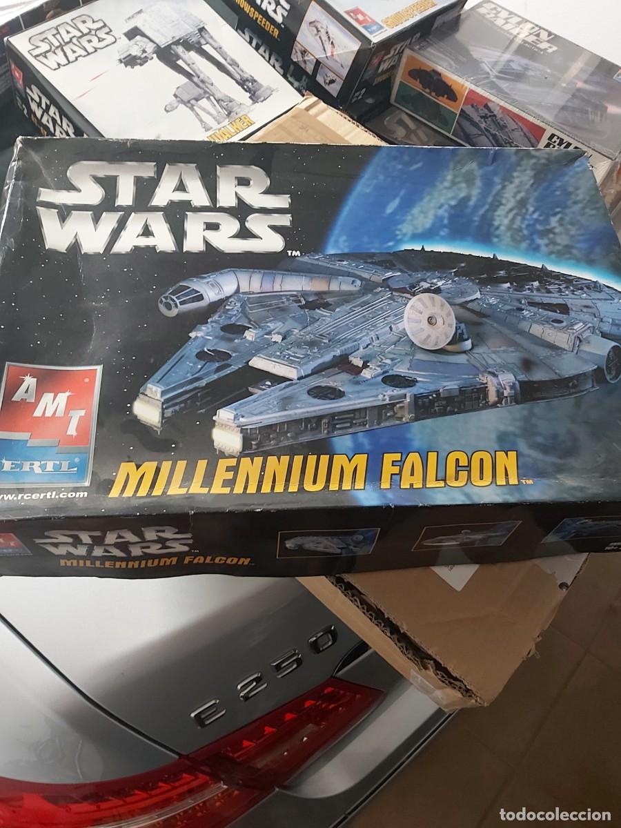 Figuras y mu&ntilde;ecos Star Wars: MAQUETA STAR WARS AMT: MILLENIUM FALCON - Foto 1