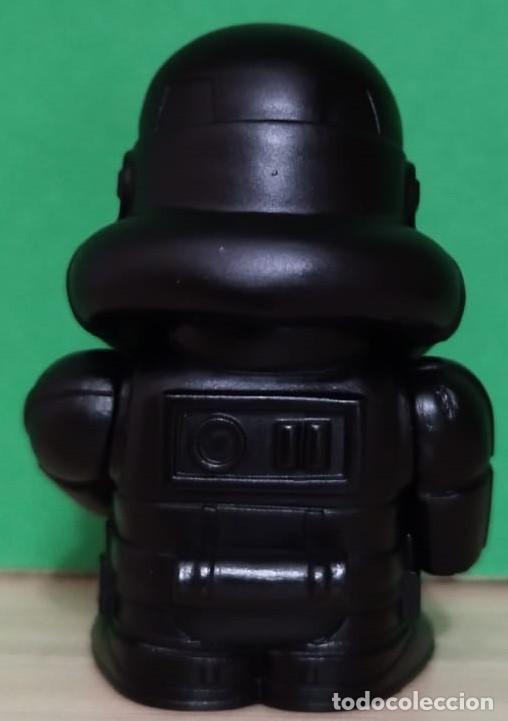 Figuras y mu&ntilde;ecos Star Wars: 0010-6 STAR WARS.BLACK SHADOW STORMTROOPER.2008 - Foto 5