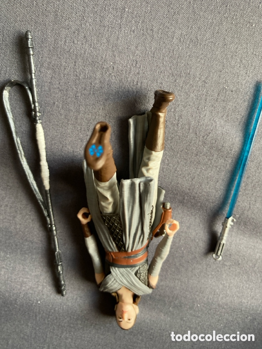 Figuras y mu&ntilde;ecos Star Wars: Star Wars Rey 9cm usada con armas - Foto 4