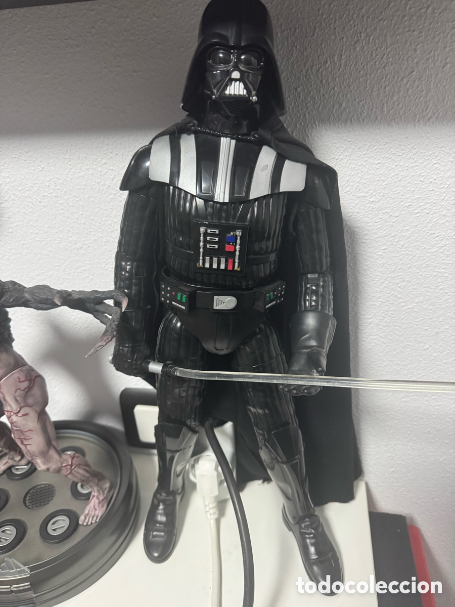 Figuras y mu&ntilde;ecos Star Wars: Darth Vader Animatronic - Foto 1