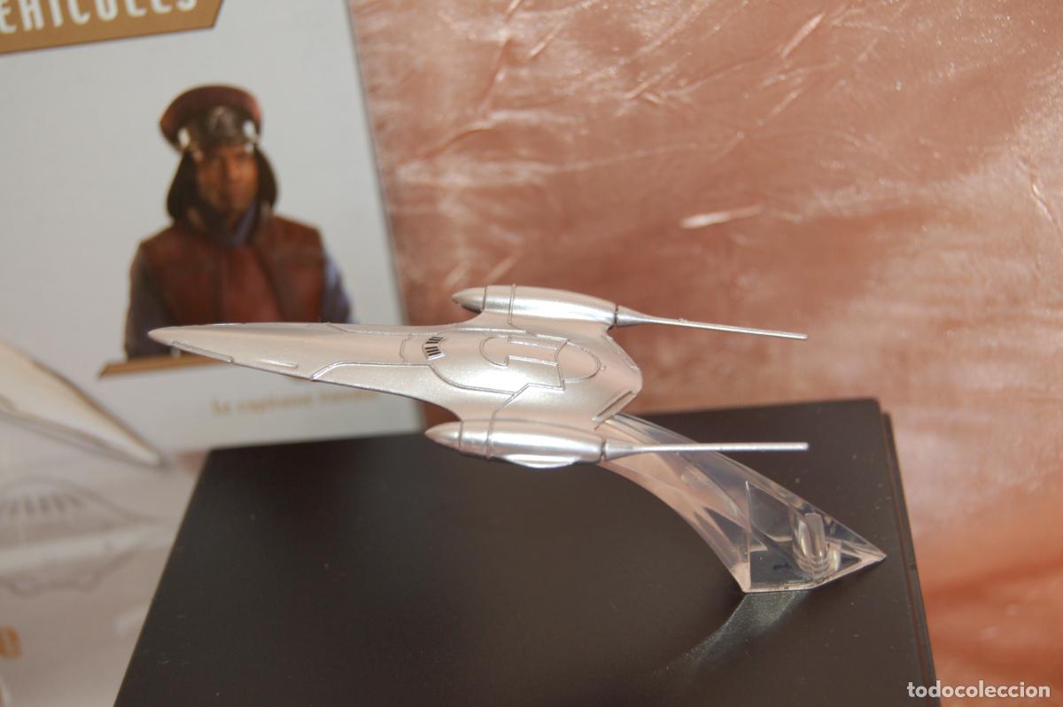 Figuras y Mu&ntilde;ecos Star Wars: Nave Star Wars Naboo reina amidala de ediciones Atlas