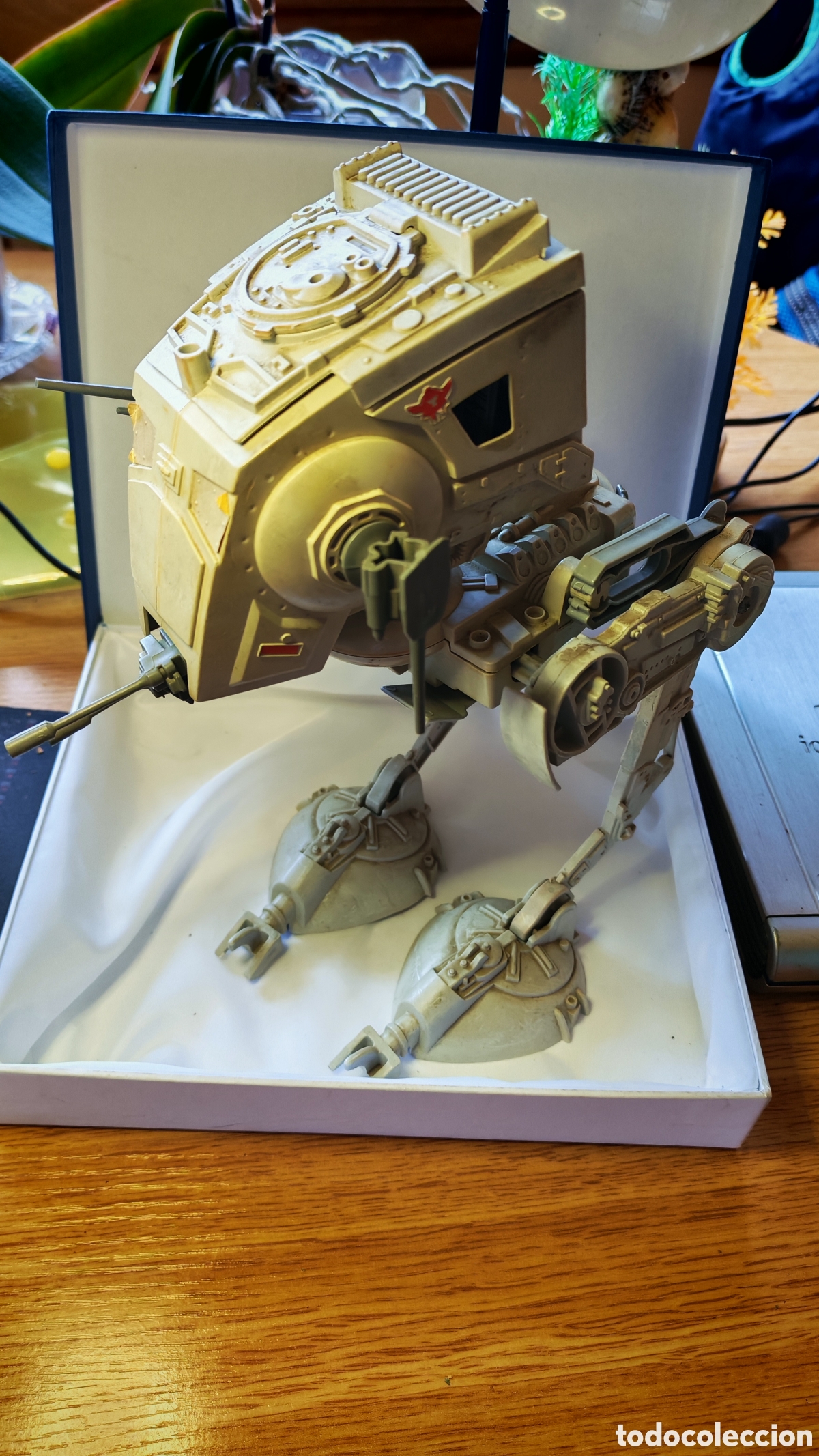 Figuras y Mu&ntilde;ecos Star Wars: STAR WAR. Vehiculo AT-ST Scout Walker. Kenner. 1982