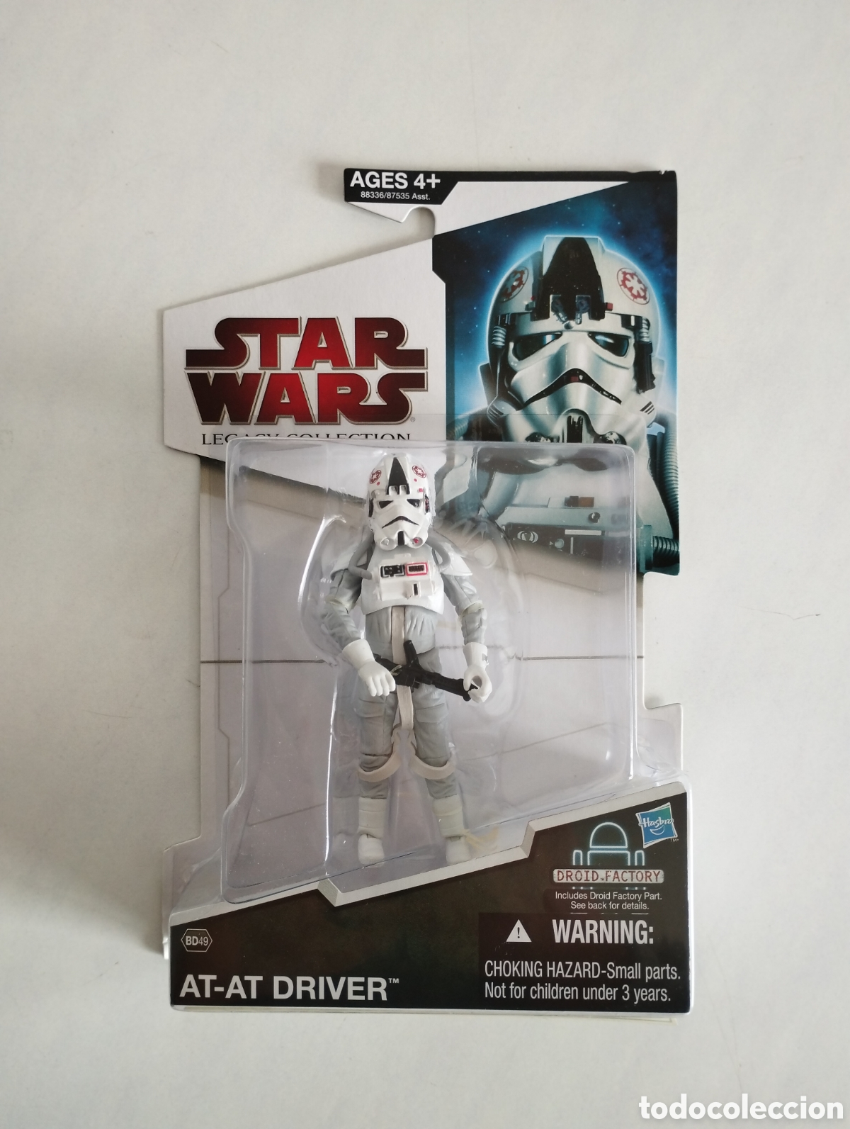 Figuras y Mu&ntilde;ecos Star Wars: STAR WARS AT-AT DRIVER LEGACY COLLECTION BLISTER SIN ABRIR HASBRO