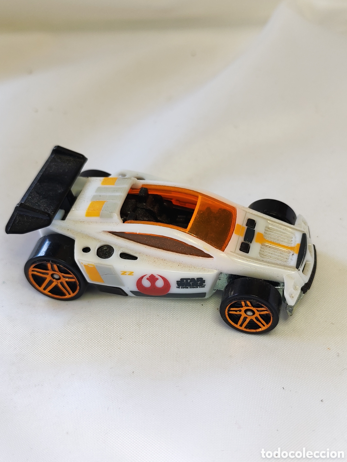 Figuras y Mu&ntilde;ecos Star Wars: STAR WARS Hot wheels Spectyte. Edici&oacute;n limitada &rdquo;el impero contraataca&rdquo;. 2014.