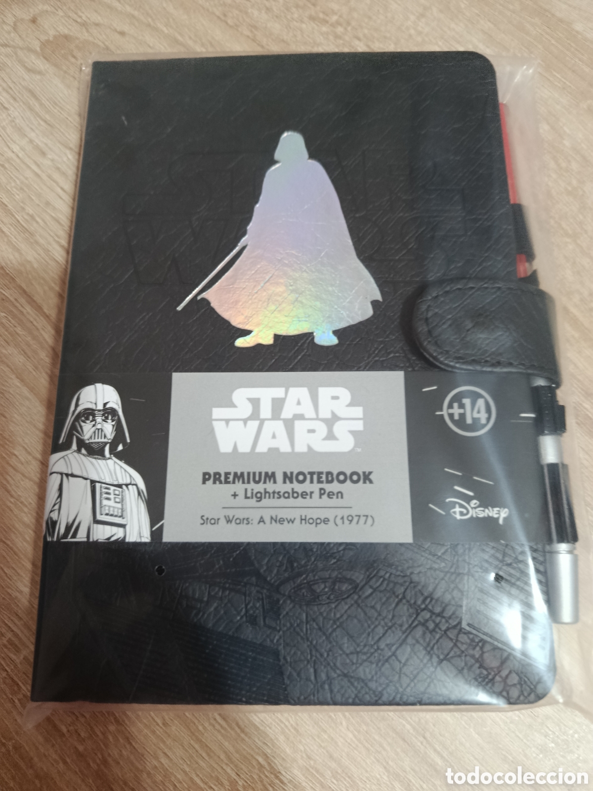 Figuras y Mu&ntilde;ecos Star Wars: Pack Star Wars: Libreta Premium + Bol&iacute;grafo Sable de Luz (Nuevo/Precintado)