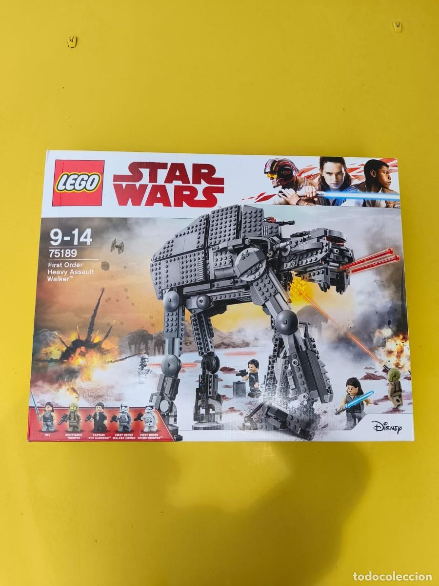 Figuras y Mu&ntilde;ecos Star Wars: Set de construcci&oacute;n LEGO Star Wars First Order Heavy Assault Walker (75189).