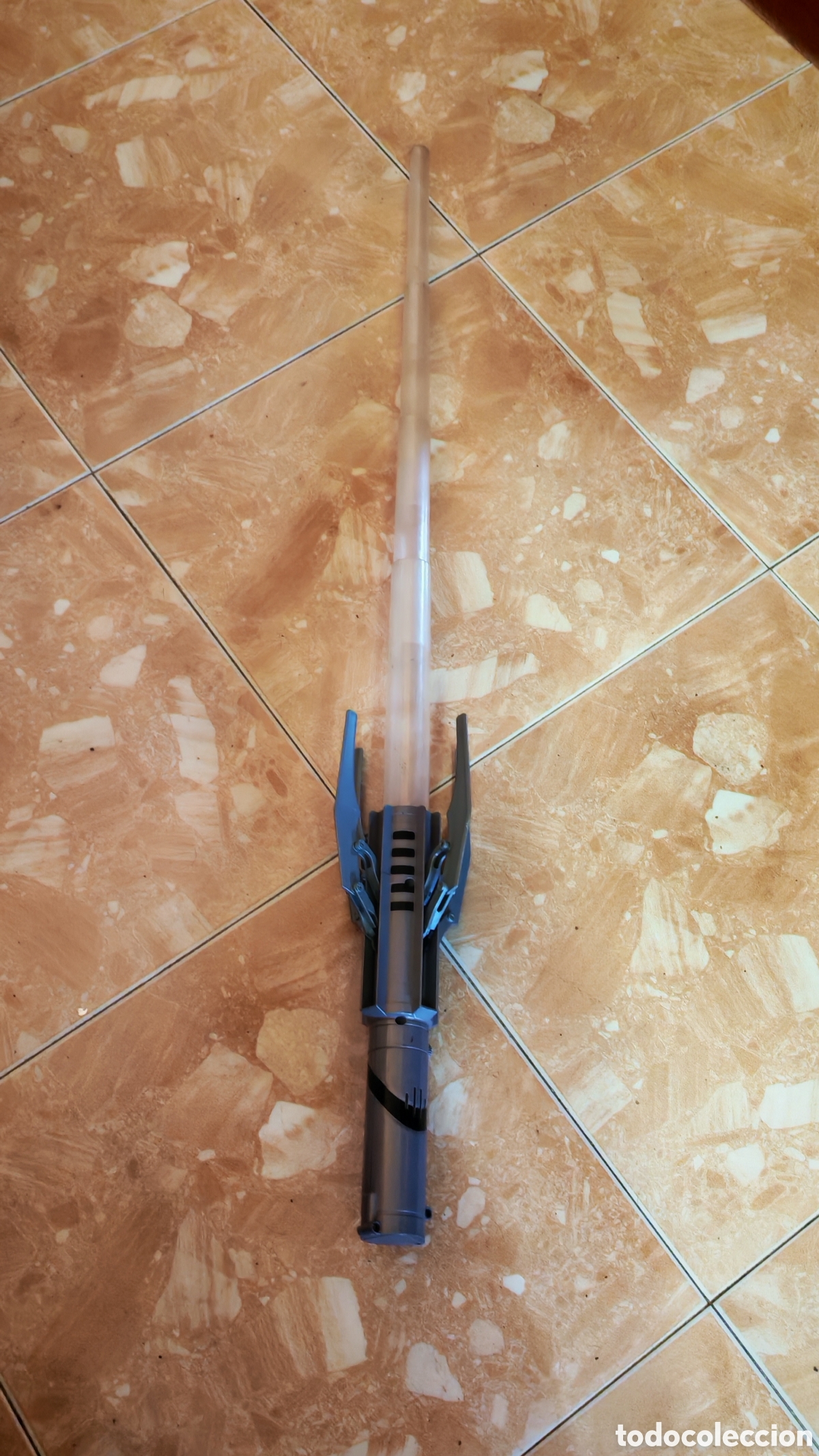 Figuras y Mu&ntilde;ecos Star Wars: Sable electronico de luxe &rdquo;Force Unleashed&rdquo;. HASBRO. 2007