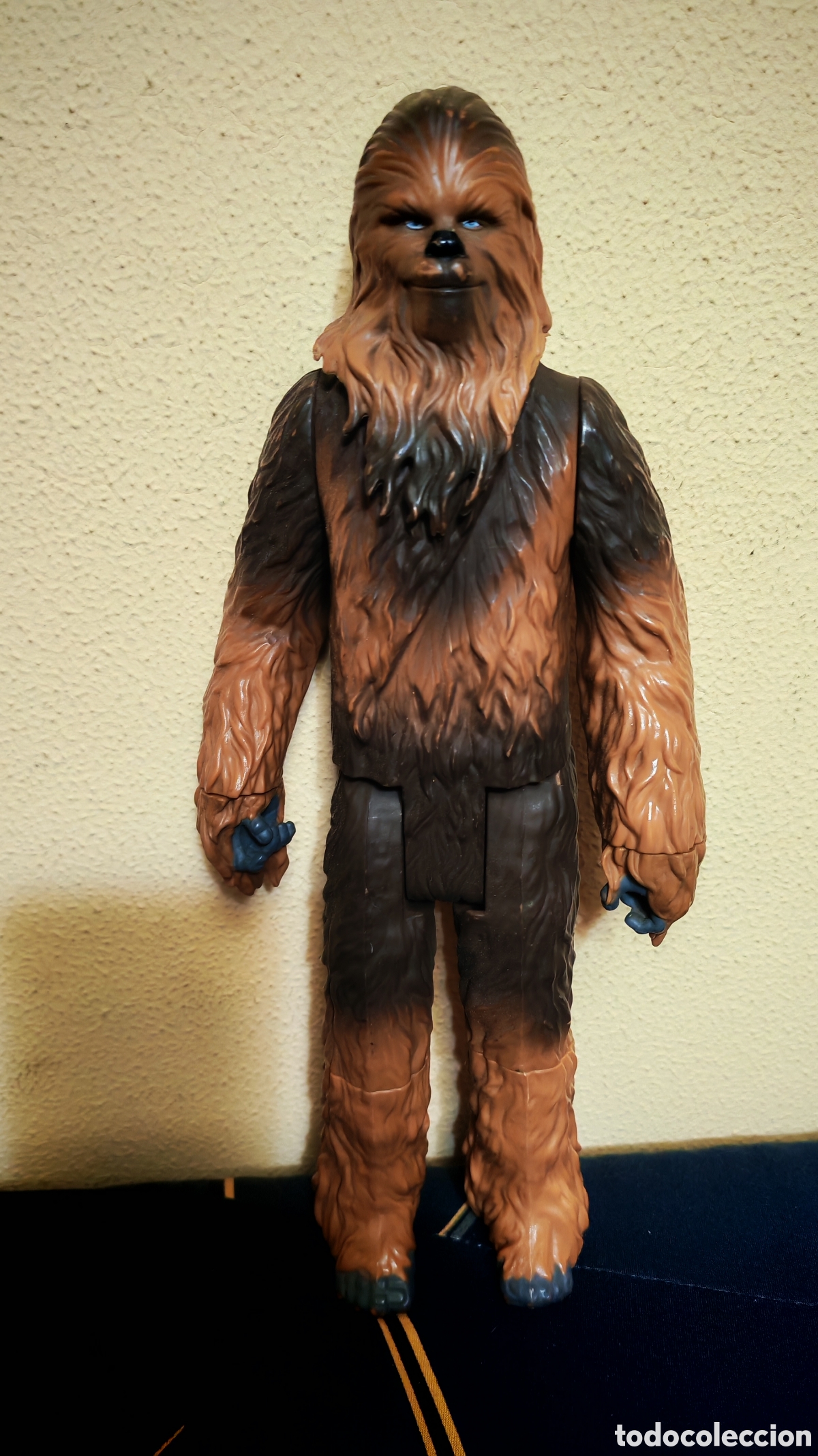 Figuras y Mu&ntilde;ecos Star Wars: STAR WAR. Figura de accion Chewbacca. Hasbro.