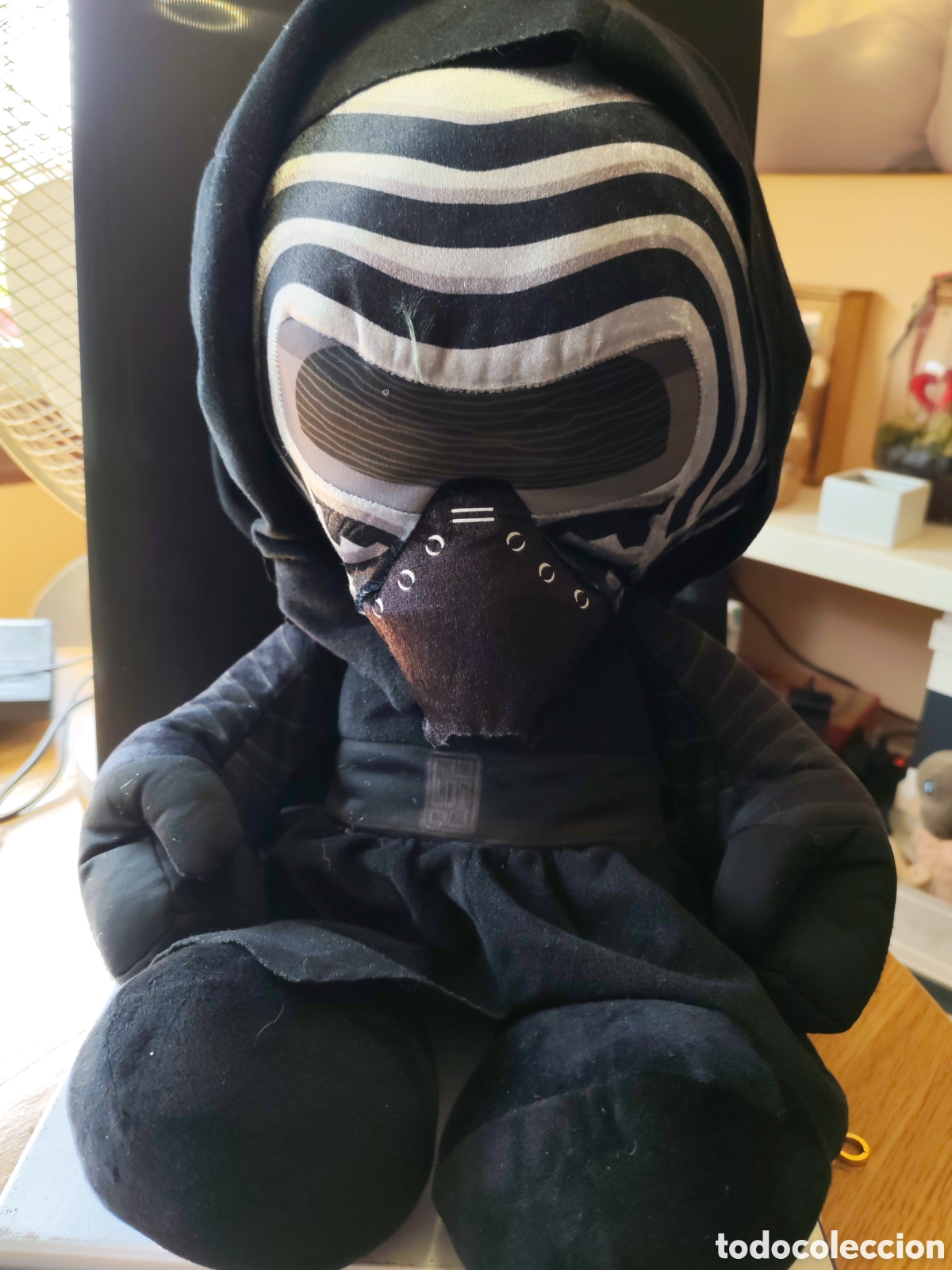 Figuras y Mu&ntilde;ecos Star Wars: STAR WARS. Peluche Kylo Ren, . 45 cm. Famosa
