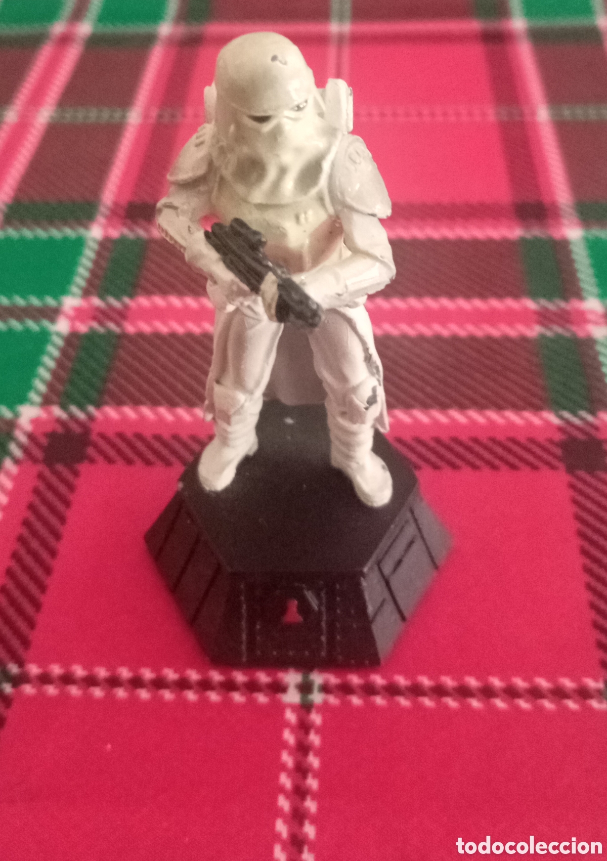 Figuras y Mu&ntilde;ecos Star Wars: Star Wars Snowtrooper 2012