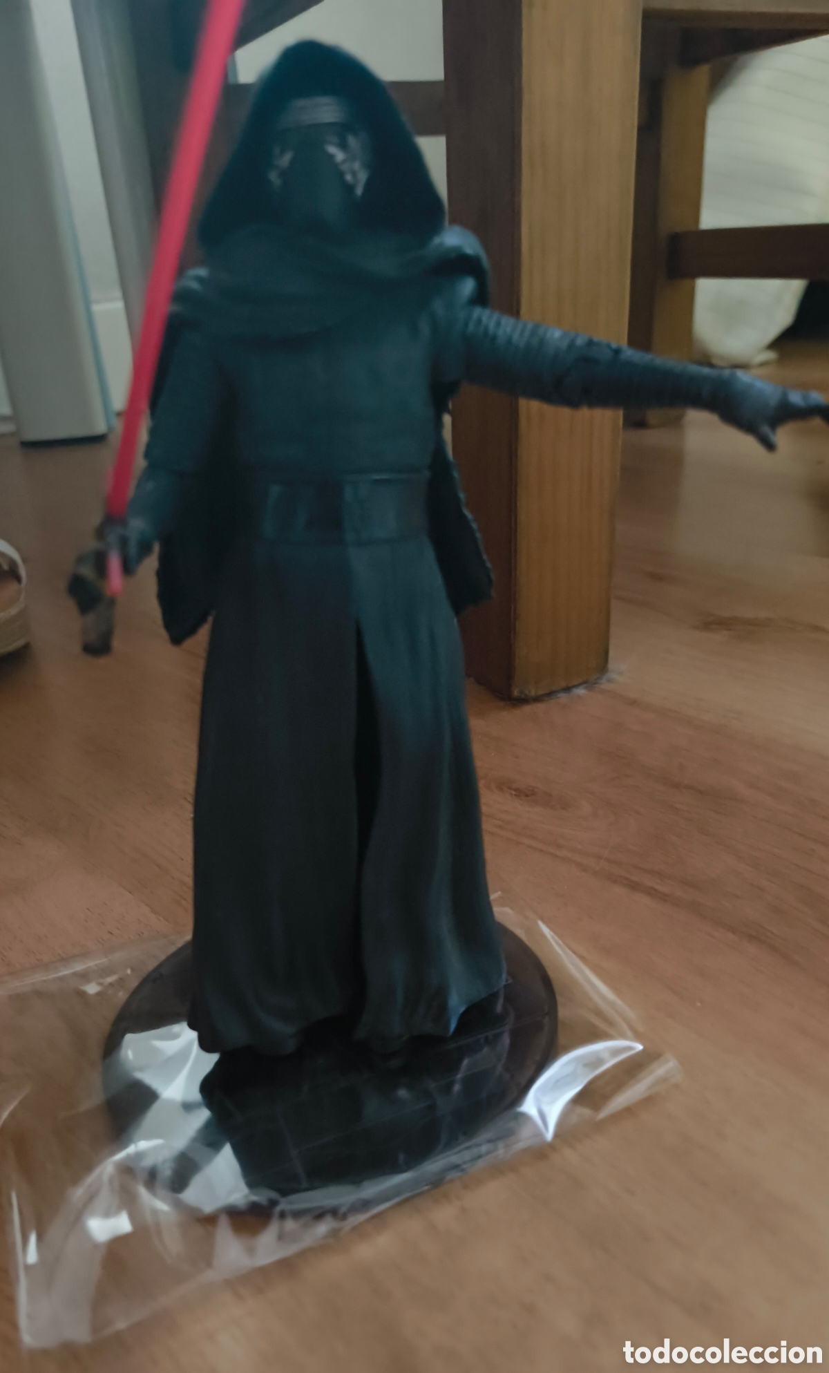 Figuras y Mu&ntilde;ecos Star Wars: Kylo Ren. Figura de acci&oacute;n Star wars