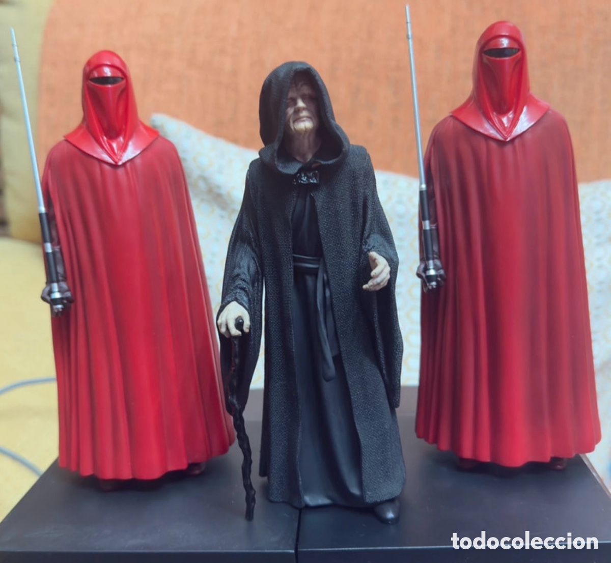 Figuras y Mu&ntilde;ecos Star Wars: Emperador Palpatine y dos Guardias Reales