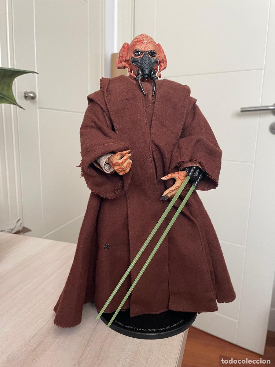 Figuras y mu&ntilde;ecos Star Wars: Sideshow. Maestro Jedi Plo Koon, escala 1/6.