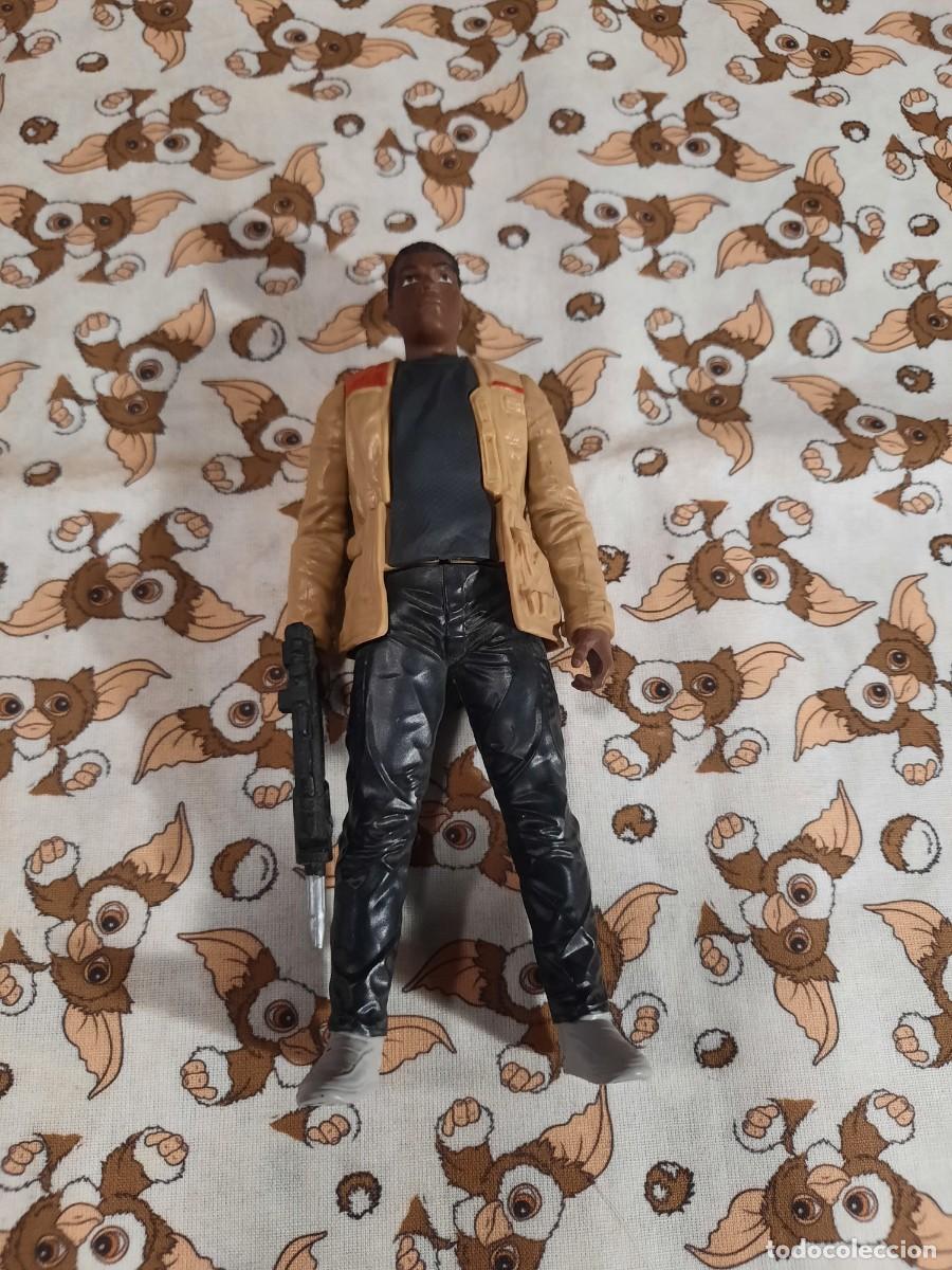 Figuras y mu&ntilde;ecos Star Wars: FIGURA STAR WARS FINN