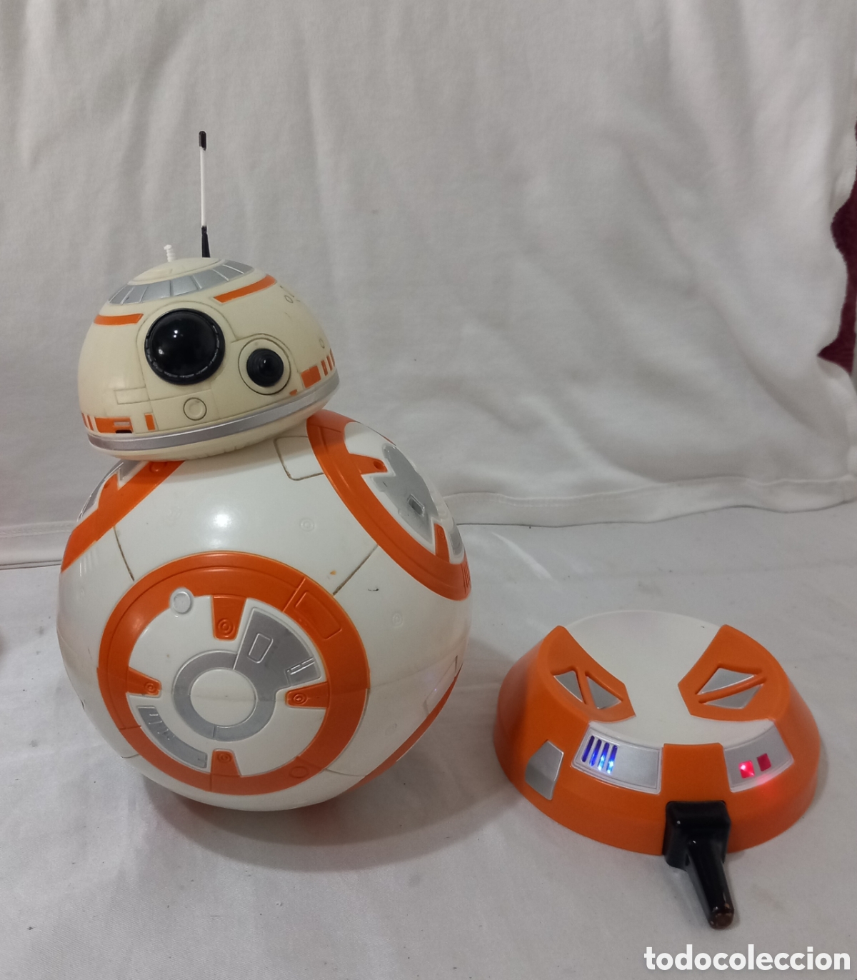 Figuras y mu&ntilde;ecos Star Wars: STAR WARS-ROBOT BB-8 con SONIDOS y TELEDIRIGIDO(muy pocas se&ntilde;ales)FUNCIONANDO!!