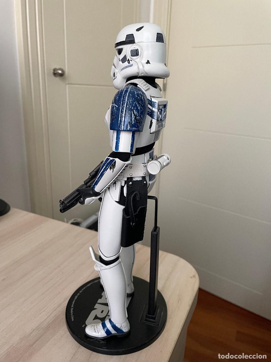 Figuras y mu&ntilde;ecos Star Wars: Star Wars. Sideshow. STORMTROOPER COMMANDER. En caja y completo. - Foto 4